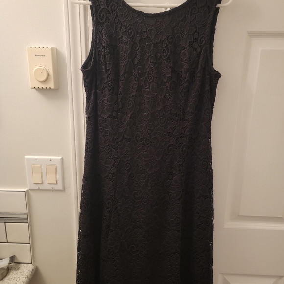 Little black dress - Picture 2 of 3